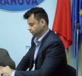 Primarul Ploiestiului declara razboi nesimtitilor care-si lasa masinile aiurea prin oras