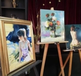 S-a deschis o expozitie de pictura in foyer-ul Teatrului ”Toma Caragiu” din Ploiesti