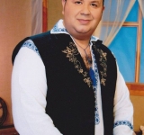 Traian Frîncu, solistul orchestrei populare ”Flacăra Prahovei” își lansează cel mai recent album vinerea viitoare