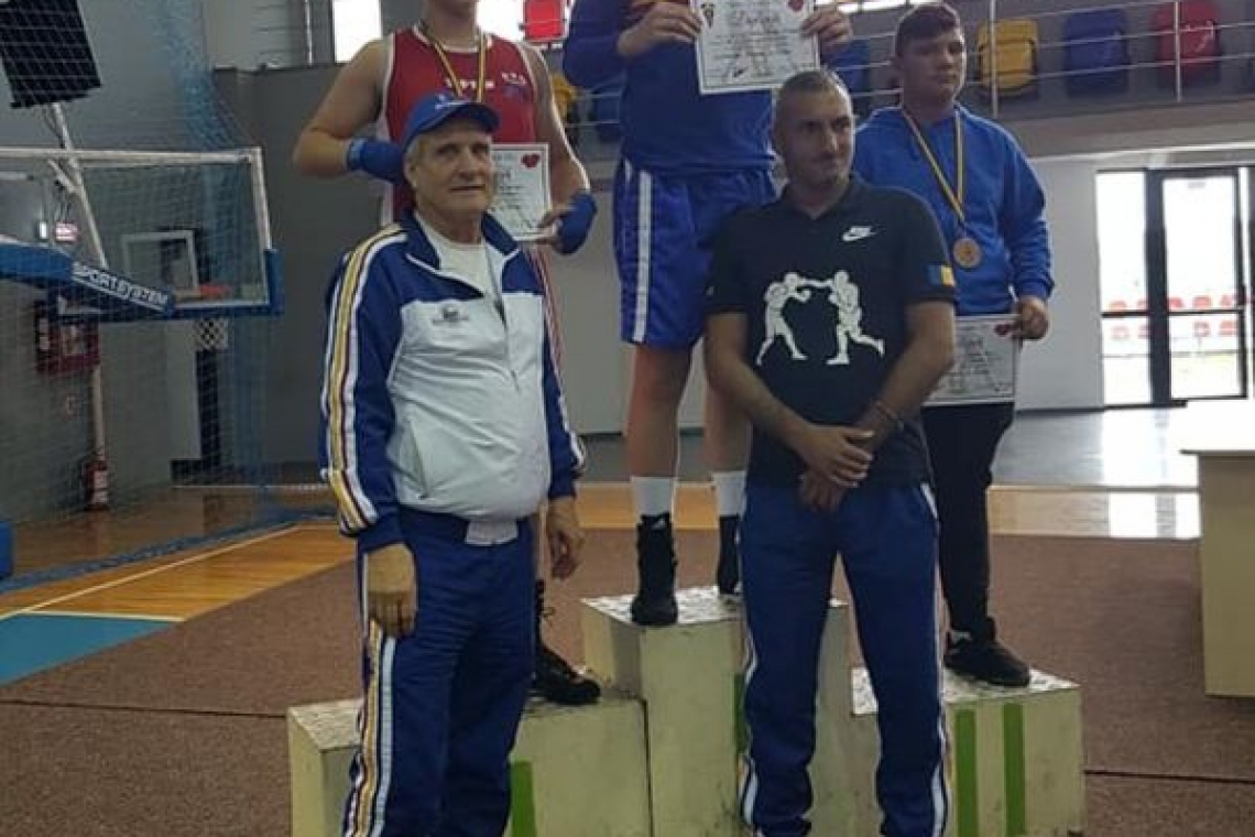 Sportivii de la CSM Ploiești au urcat pe podium la Campionatul Național de Box pentru Cadeți