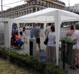 Unde sunt amplasate în Ploiești corturile cu dozatoare de apă?