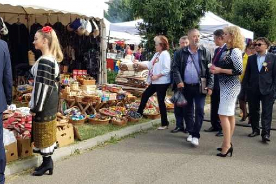 Azi se deschid la Ploiești Serbările Toamnei