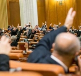 Parlamentarii PSD și Pro România care au votat Guvernul Orban