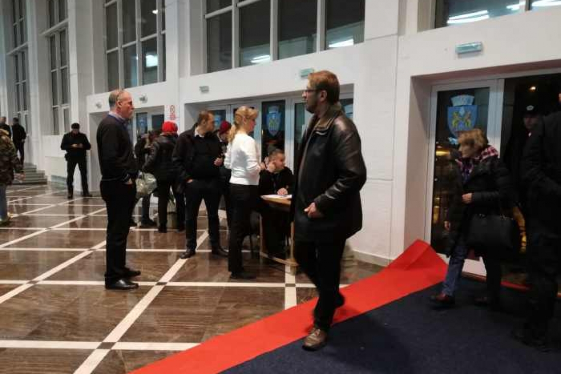 Final așteptat în turul II! Klaus Iohannis a câștigat detașat în fața Vioricăi Dăncilă