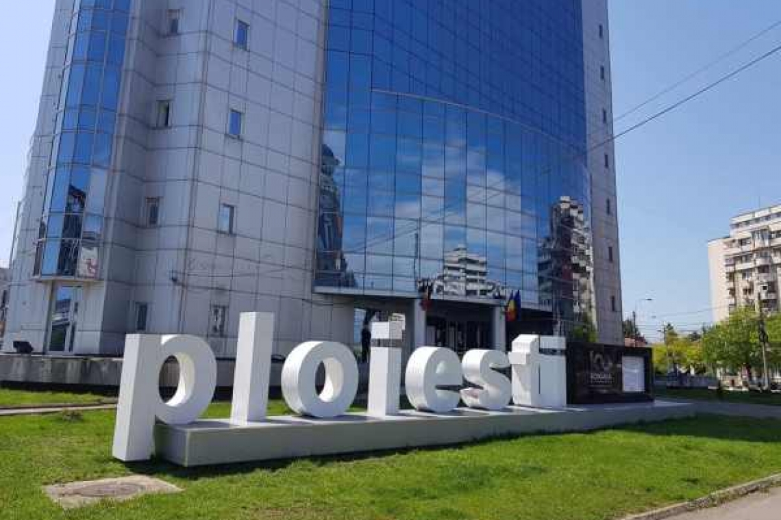 Primăria Ploiești organizează consultare publică online privind transportul urban