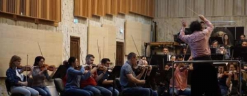 A început numărătoarea inversă! Artiștii Filarmonicii din Ploiești repetă intens pentru ”Carmina Burana”