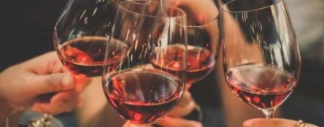 Se închid cârciumile! De acum înainte șprițul se va bea doar pe chat!