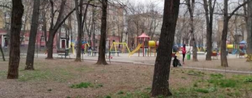Parcul din Mihai Eminescu este aproape plin la această oră