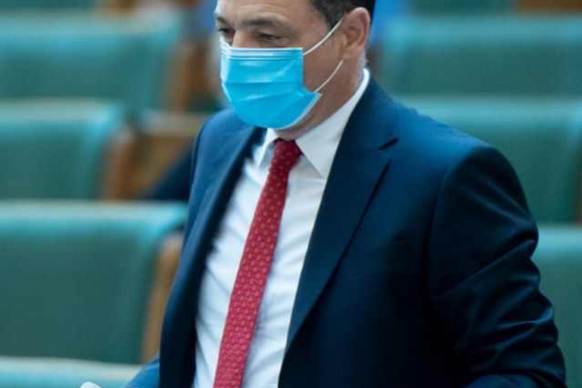 Mesaj dur al senatorului Radu Oprea: Politician fără valori, fără crez...