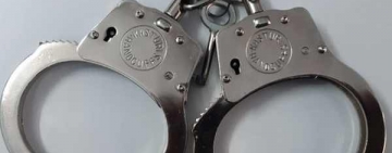 Cătușe covidiene! O bătrână de 71 de ani are dosar penal pentru zădărnicirea combaterii bolilor