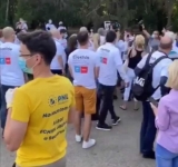 Disperare în cursa pentru ciolan! Neomarxiștii de rit securist s-au încăierat prin parcuri!