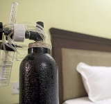 Cum poate exploda un tub de oxigen fără scânteie electrică în saloane?