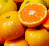 Mandarinele care se vând în magazinele noastre sunt spălate cu detergent de vase