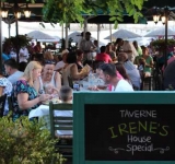 În Grecia se deschide sezonul turistic pe 15 mai