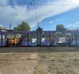 Street art pe tramvaiele care circulă prin Ploiești! MEBS se ocupă de asta!
