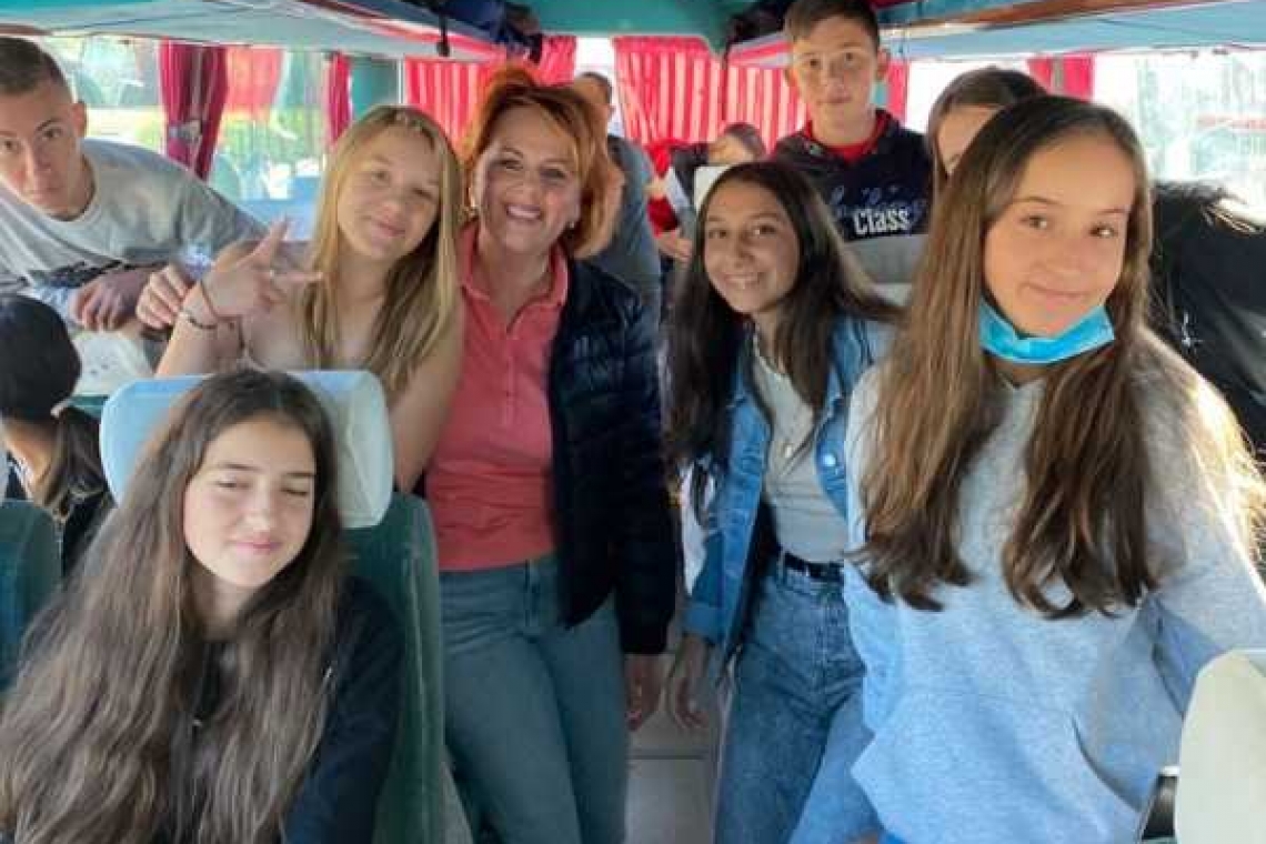 Elevii școlilor din Florești au plecat în tabără la mare